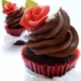Macarones and cupcakes