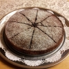 Vi har även kladdkaka med grädde för 20 kr biten idag.