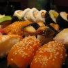 många härliga sushi bitar!