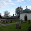 Kyrkogården finns kvar