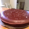 Välkomna in på en värmande gulasch i denna vinter kyla!❄️
Eller varför inte pröva denna goding! 
Våran kladdiga chokladkaka med en underbar chokladfudge på! 