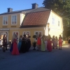 Fredagen bjöd på strålande sol och 20 grader varmt. Perfekt väder för skolbal.