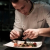 Vi välkomnar nya köksmästarn till Reisen Bar; David Stjernqvist Foto: Thommy Gyllenbielke