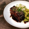 Dagens | Koreansk BBQ-bakad kalvbringa med gurkkimchi, sesam och ris. Plus att vi har mycket annat gott. 
Välkomna på fredagslunch ❤️