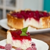 Hallon-cheese-cake med frusna hallon