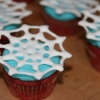 Liten kille önskade sej Spiderman cupcakes. Detta var det bästa jag kunde göra m tanke på att det var minicupcakes!