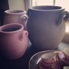 http://instagram.com/p/lUfAcyopeL/
Vackra krus från Höganäs i ny skepnad! Här i kulörerna Antoinette, Henrietta och Graphite av märket Annie Sloan Chalk Paint(TM). Kom till Kalkbruk & Design så snackar vi färg! Öppet 11-16. Välkomna!