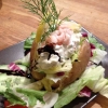 Ni har väl inte missat vår bakade potatis med räkröra & färsk dill? 
välkomna till Café Karma :)