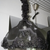 Snygg lampa Antoinette. Den är sydd för hand och kommer från Watt & Veke.