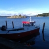Här ligger M/S Märta och väntar på er alla äventyrslystna som vill följa med ut och fiska med Klocktornets skärgårdsupplevelser den 20 oktober inför höstens gourmetkalas ombord på Lyckorna Brygga. Välkommen till Hummerkalaset på Lyckorna