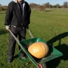 Håslöv 2010 Pumpkin growing contest winner, Per Hedberg