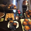 Välkommen in och ta en lugn fika hos oss med våra nyheter vaniljdrömmar och banan&choklad muffins som självklart är hemmagjorda