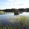 Vedeldad bastu på bryggan.