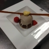 Förra veckan smygstartade vi med vår nya meny...

... här ser ni vår chokladfondant serveras ljummen med hasselnötsglass.

Hela menyn finns på www.restaurangenjoy.se