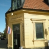 Entrén vätter ut mot Stora torget