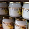 Nu har årets första honung kommit.  Alldeles vit rapshonung