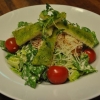 CEASAR med vår egen ceasardressing och vitlöksbröd