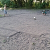 Bild från Oxtorget av @evarutanen - Killarna fixar beachsoccerplan 