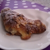 Mandelcroissant.