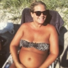 Bild från Getterön av @mariehidvi - Stranden, hjärtat, vin i kopp, och bad