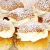 Kom in och köp stans smaskigaste semlor! Endast en Selma för en semla! Välkomna!