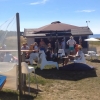Bild från Gotlands Surfcenter av @gotlandssurfcenter - #ebbaochklaras kör öppet hela veckan ut. @eiranson flippar strandens godaste burgare @johannhed trycker på alla knappar han kan i centret (samtidigt) @malinhorting ligger hemma och latar sig för hon ä