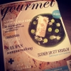 För er som inte kan få nog av era favoritkockar finns det 10 härliga sidor i senaste numret av gourmet.