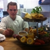 Premiär för nya sommarmenyn!!!
Robin lägger en grillplatå...smaskens tyckte gästerna:)