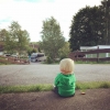 Bild från Björkbackens Hotell O Camping av @mangefleury - Felix funderar på det här med camping och camping liv. #minfelix
