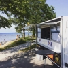 Bild från Visby Strandby, Norderstrand av @poppinegg - Efter att solen har haft semester några dagar är den äntligen tillbaka och det är även vi på norderstrand! 
En bra dag för omelettwraps på stranden och njuta i solskenet☀️ #poppinegg