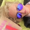 Bild av @saraliced - Ingen sol, inga bad... Var är det fina sommarvädret?! Men ett glas rosé och lite musik gör livet bra ändå ;)