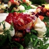 Veckans sallad: 
Hummersallad med rostade jordärtsskockor, granatäpple och pepparrotscrème