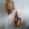 Vi har allt möjligt fint i butiken :) #inredning #kuriosa #rimbo #återbruk #vintage #lampor #vägglampor #guld