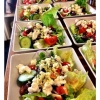 Idag blir det grekisk sallad och färsk pasta med laxsås bland annat