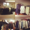 Idag fick vi ett erbjudande vi inte kunde tacka nej till. Cirka 800 plagg (oanvända) kommer att säljas hos hos!  #secondhandklader #secondhandkläder #secondhand #massaextrajobb #kul #komhitochfynda