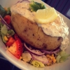 Bakad potatis med skagenröra