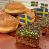 Fira Nationaldagen med oss! Öppet 11:00-16:00. Aktiviteter på torget från 12:00. 

*Tacobuffe.
*Kakor
*Smörgåsar
*Glass

Välkomna!  :)