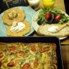 Välkommen på brunch. Omelett/våfflor/sallad/grillad levine/latte/juice