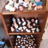 En del av grissamlingen. 10 kr st