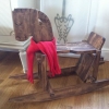 BRUNTE. 

Hos moster Margareta står Brunte. En av fem hästar som gjordes till Hälsingegården Bommars designkollektion 2010. Inspirationen till Brunte kommer av alla de gamla verktyg som finns på Bommars och ytan är oljebetsad, patinerad och oljebetsad ige