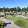 Välkomna och spela minigolf i det fina vädret på kronocampingen!
