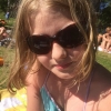 Bild från Kumlabadet av @rakelrylander - På stranden med tuff dotter
