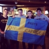 Härligare grabbar får man leta efter .. Grym flagga Boys !! =)