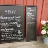 Låt dig inte luras av det gråa vädret. Hos oss på Lilla Haket serveras dagligen denna härliga sommarmeny. Hoppas vi ses!