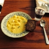 Currysoppa med hembakat bröd