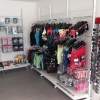 Har du glömt badbyxorna hemma så finns det fina från aquarapid i vår mini badshop!