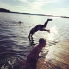 Bild från Görvälnsbadet av @helena_bergstrom - Kvällsbad med familjen 