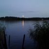 Sommarnatt i fullmånens sken . . . ett ostört dopp i stillhet är helt unikt så nära en miljonstad ! 