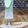 Varmt välkomna på en välgjord cocktail i det fina vädret!