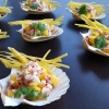 Cheviche på räkor, torsk Serranoskinka med mango & tortillastrips.